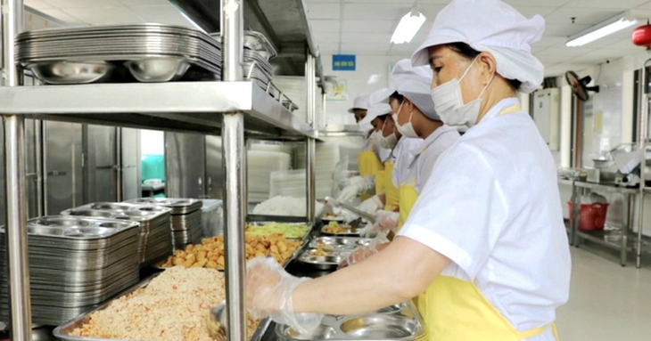 Sửa đổi Luật An toàn thực phẩm: Chuyển tư duy quản lý sang ngăn chặn nguy cơ ngay từ đầu- Ảnh 2.