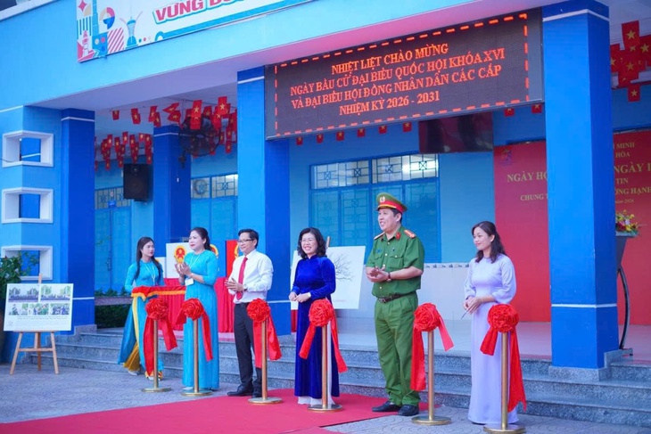 TPHCM có 'Điểm giáo dục phòng, chống ma túy' đầu tiên trong trường học- Ảnh 1.