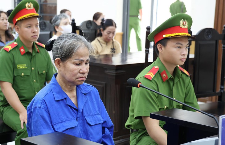 Chủ hụi 'tung chiêu' tặng xe SH để gom tiền trước khi vỡ nợ- Ảnh 1. Chủ hụi 'tung chiêu' tặng xe SH để gom tiền trước khi vỡ nợ- Ảnh 1.