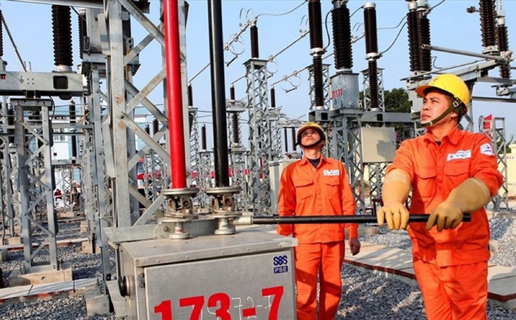 Điện và xăng dầu cần phải được bình ổn thế nào trước biến đổi khí hậu và căng thẳng chính trị?- Ảnh 1.