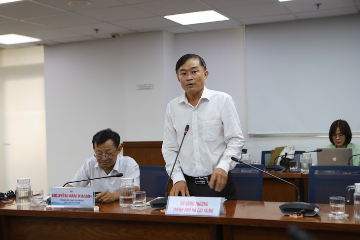 TPHCM khẳng định nguồn cung xăng dầu vẫn đảm bảo ổn định- Ảnh 1.