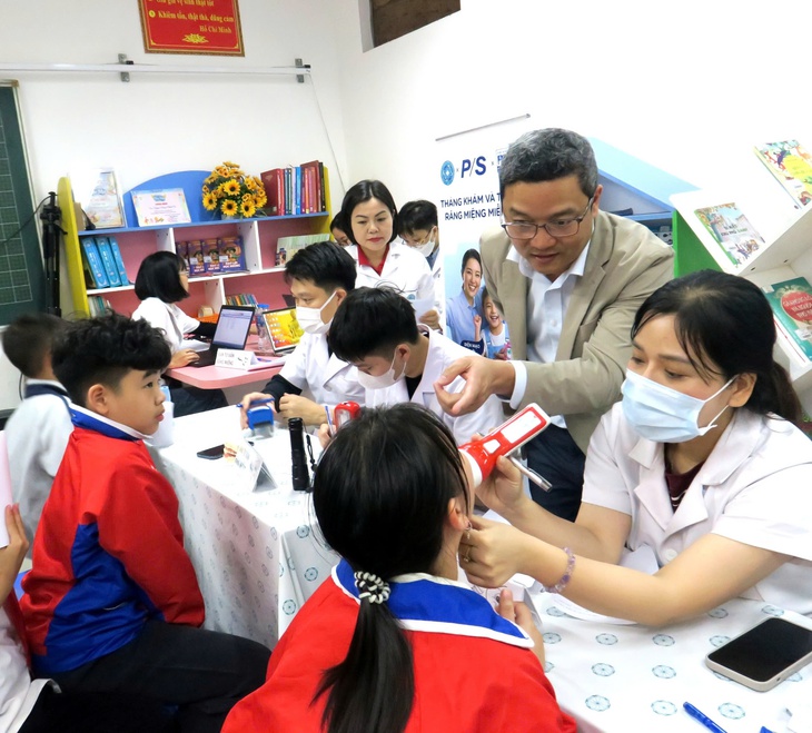 Tỷ lệ sâu răng ở trẻ em Việt Nam chạm mức 90%: Bác sĩ nha khoa khuyên gì?- Ảnh 2.