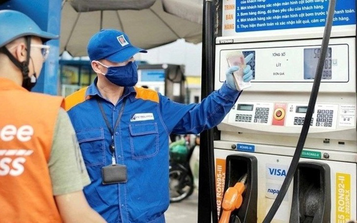 TPHCM khẳng định nguồn cung xăng dầu vẫn đảm bảo ổn định- Ảnh 3.