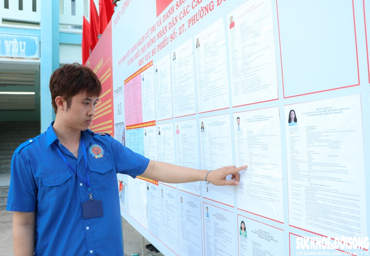 Cử tri trẻ háo hức chờ ngày đi bầu cử- Ảnh 4. Cử tri trẻ háo hức chờ ngày đi bầu cử- Ảnh 4.