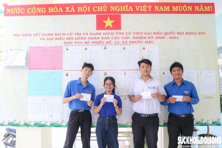 Cử tri trẻ háo hức chờ ngày đi bầu cử- Ảnh 1. Cử tri trẻ háo hức chờ ngày đi bầu cử- Ảnh 1.