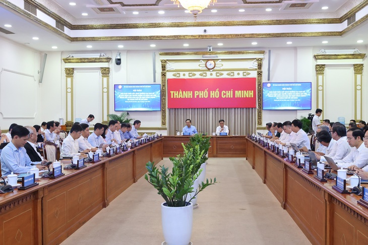 Giải pháp để TPHCM thúc đẩy tăng trưởng kinh tế- Ảnh 1.