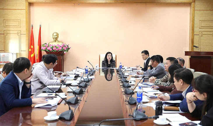Bộ trưởng Đào Hồng Lan: Hành động quyết liệt, đồng bộ, tạo ra kết quả cụ thể trong cải cách, đơn giản thủ tục hành chính- Ảnh 1. Bộ trưởng Đào Hồng Lan: Hành động quyết liệt, đồng bộ, tạo ra kết quả cụ thể trong cải cách, đơn giản thủ tục hành chính- Ảnh 1.