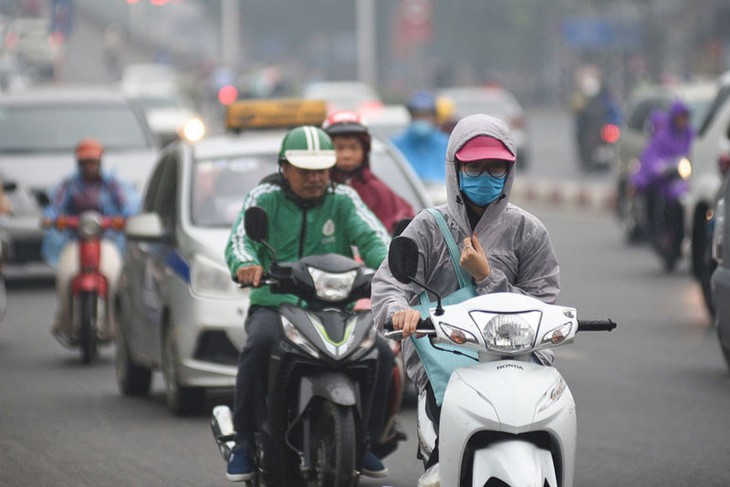 Miền Bắc mưa phùn nồm ẩm kéo dài trong bao lâu?- Ảnh 1. Miền Bắc mưa phùn nồm ẩm kéo dài trong bao lâu?- Ảnh 1.