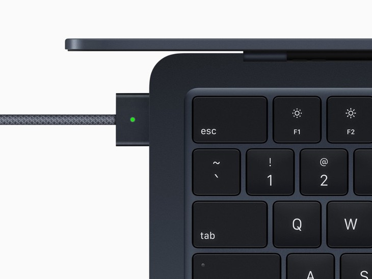 MacBook Air M2 hay M3: 'Cuộc chiến' mỏng nhẹ giúp tối ưu hóa năng suất- Ảnh 3.