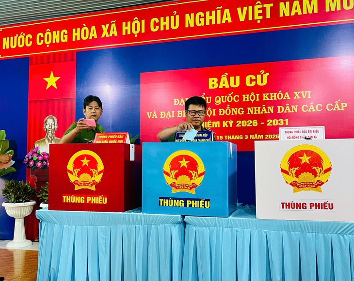 Các cử tri tại cơ sở cai nghiện tham gia bầu cử- Ảnh 4. Các cử tri tại cơ sở cai nghiện tham gia bầu cử- Ảnh 4.