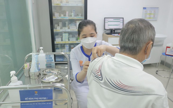 Phế cầu khuẩn: Mối nguy âm thầm khiến trẻ nhập viện, điều trị tốn hàng trăm triệu đến cả tỷ đồng - Ảnh 4.