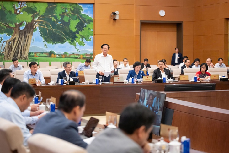 Sửa Luật Thi đua, khen thưởng: Tăng phân cấp, đơn giản thủ tục, thúc đẩy chuyển đổi số- Ảnh 2.