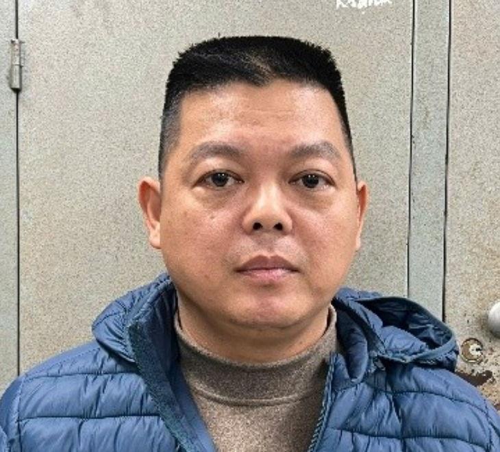 Sập bẫy mua 'thiên thạch', người phụ nữ tại Hà Nội mất 11 tỷ đồng- Ảnh 4. Sập bẫy mua 'thiên thạch', người phụ nữ tại Hà Nội mất 11 tỷ đồng- Ảnh 4.