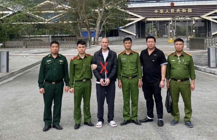 Truy bắt Vũ Văn Hòa sau 7 năm trốn truy nã ở nước ngoài- Ảnh 1.