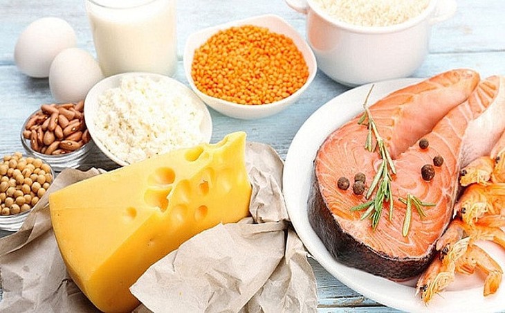 Chủ động phòng chống thiếu vitamin D bằng chế độ ăn hợp lý- Ảnh 1.