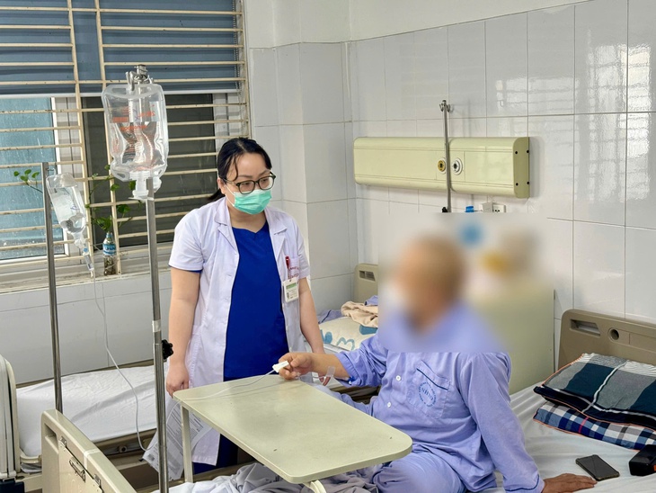 Tưởng đã khỏi viêm gan sau 20 năm, người đàn ông bất ngờ phát hiện ung thư gan di căn- Ảnh 2.