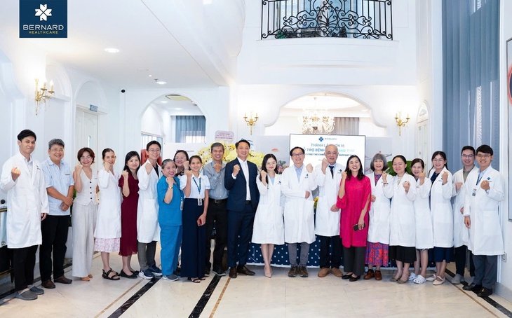 Bernard Healthcare: Đồng hành để người bệnh không đơn độc trên hành trình chiến đấu với ung thư- Ảnh 1. Bernard Healthcare: Đồng hành để người bệnh không đơn độc trên hành trình chiến đấu với ung thư- Ảnh 1.