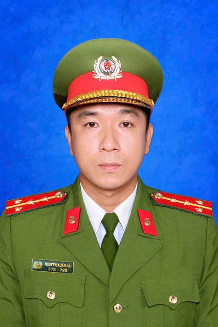Đại úy công an ở Khánh Hòa hy sinh trong lúc truy bắt 'cát tặc'- Ảnh 1. Đại úy công an ở Khánh Hòa hy sinh trong lúc truy bắt 'cát tặc'- Ảnh 1.