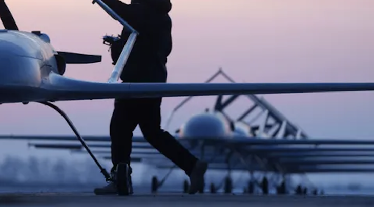 UAV Ukraine đánh sâu vào 'pháo đài công nghiệp' Ural của Nga- Ảnh 1.