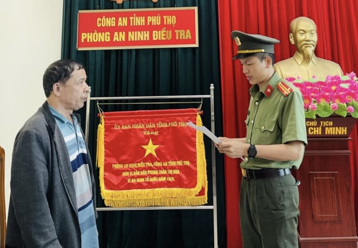 Khởi tố người đàn ông say rượu, cầm dao chém hàng xóm- Ảnh 1. Khởi tố người đàn ông say rượu, cầm dao chém hàng xóm- Ảnh 1.
