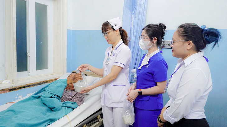 'Liều thuốc tinh thần' từ công tác xã hội trong bệnh viện- Ảnh 5.
