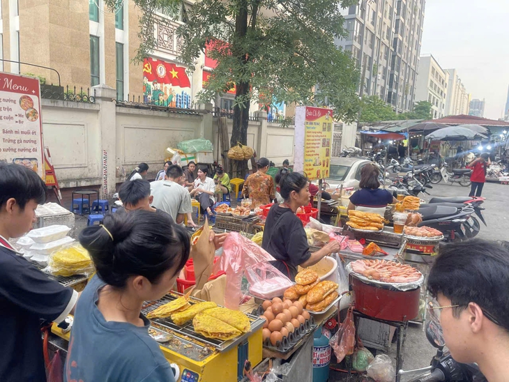 Nhận diện nạn đói giấu mặt đằng sau đồ chiên rán và thức uống nhiều đường- Ảnh 3. Nhận diện nạn đói giấu mặt đằng sau đồ chiên rán và thức uống nhiều đường- Ảnh 3.