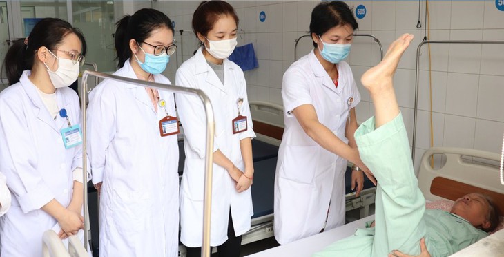 Kỳ thi đánh giá năng lực hành nghề y: Tâm thế ‘người trong cuộc’ trước ngưỡng cửa đổi mới- Ảnh 1. Kỳ thi đánh giá năng lực hành nghề y: Tâm thế ‘người trong cuộc’ trước ngưỡng cửa đổi mới- Ảnh 1.