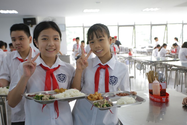 Dinh dưỡng tuổi dậy thì: Xây nền móng thể lực và trí tuệ vững chắc cho tương lai- Ảnh 2.