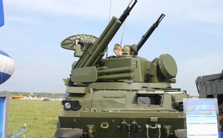 Ấn Độ mạnh tay mua hệ thống Tunguska Nga 'vá' lỗ hổng phòng không- Ảnh 1. Ấn Độ mạnh tay mua hệ thống Tunguska Nga 'vá' lỗ hổng phòng không- Ảnh 1.
