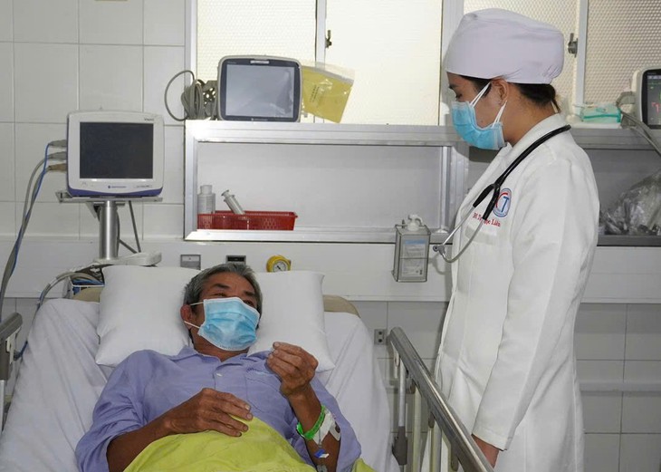 Ăn loại cá quen bắt trong vườn, 3 người nhập viện vì ngộ độc- Ảnh 1.