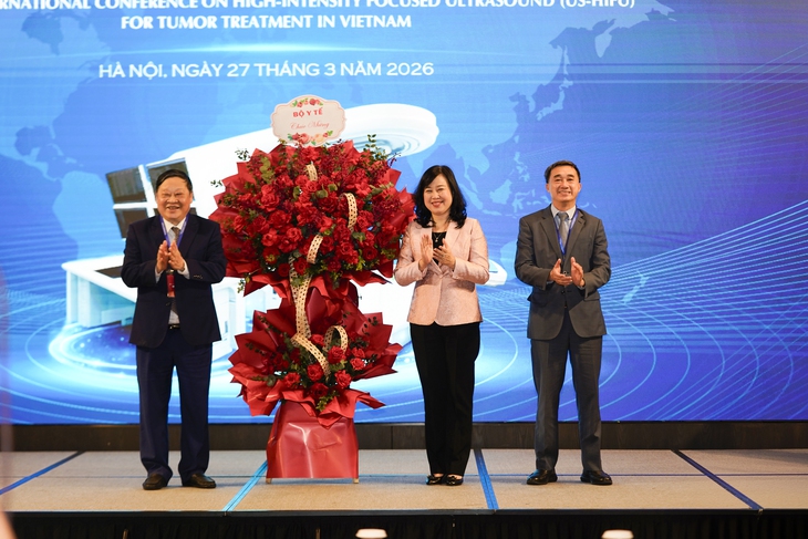 Việt Nam đẩy mạnh ứng dụng US-HIFU, mở ra kỷ nguyên điều trị u không xâm lấn- Ảnh 1.