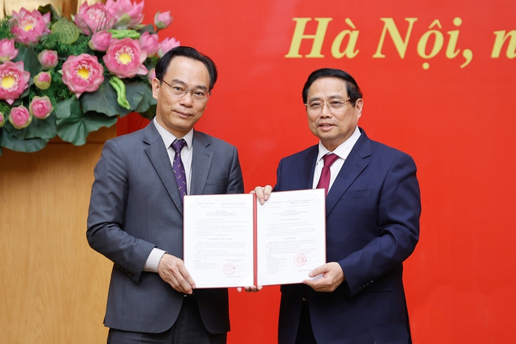 Thủ tướng chủ trì công bố quyết định lãnh đạo 4 bộ, cơ quan và Đảng ủy Chính phủ- Ảnh 3.