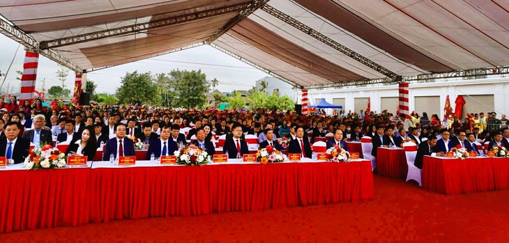 Mãn nhãn màn 'kiệu bay' tại lễ hội truyền thống Từ Lương Xâm 2026- Ảnh 1. Mãn nhãn màn 'kiệu bay' tại lễ hội truyền thống Từ Lương Xâm 2026- Ảnh 1.