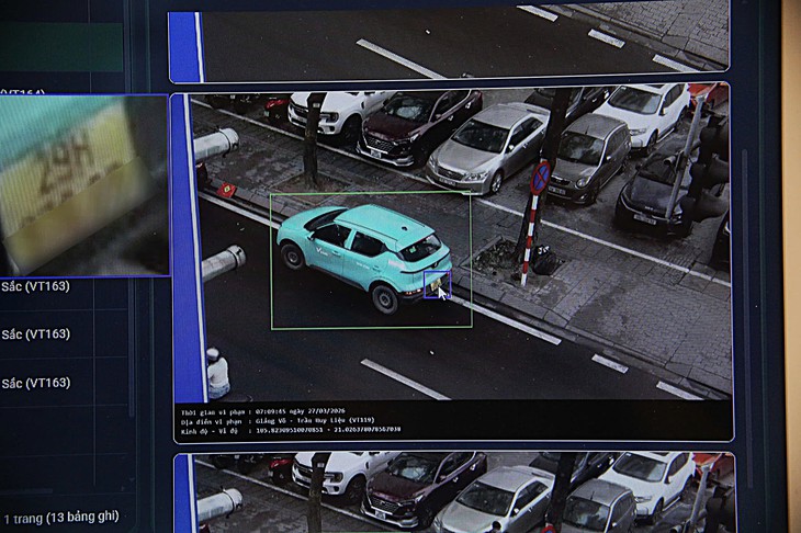 Tài xế lưu ý: Camera AI Hà Nội bắt lỗi dừng đỗ, rời đi vẫn nhận thông báo phạt- Ảnh 2.