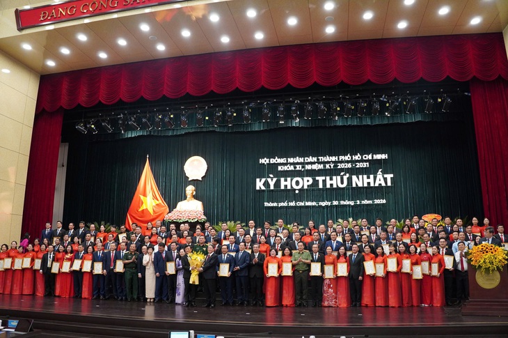 100% đại biểu tín nhiệm bầu ông Võ Văn Minh tiếp tục làm Chủ tịch HĐND TPHCM- Ảnh 2. 100% đại biểu tín nhiệm bầu ông Võ Văn Minh tiếp tục làm Chủ tịch HĐND TPHCM- Ảnh 2.