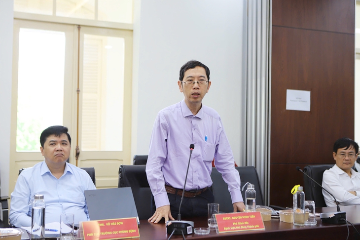 Bệnh tay chân miệng gia tăng, các bệnh viện Nhi ở TPHCM kích hoạt nhiều lớp ứng phó- Ảnh 4. Bệnh tay chân miệng gia tăng, các bệnh viện Nhi ở TPHCM kích hoạt nhiều lớp ứng phó- Ảnh 4.