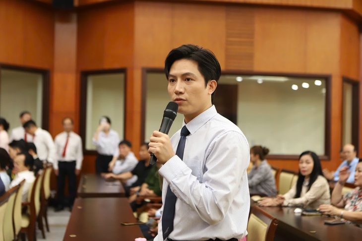 Nghệ sĩ trẻ và nghệ sĩ gạo cội chia sẻ tâm huyết tại buổi gặp gỡ nhà báo, văn nghệ sĩ tiêu biểu TPHCM- Ảnh 2. Nghệ sĩ trẻ và nghệ sĩ gạo cội chia sẻ tâm huyết tại buổi gặp gỡ nhà báo, văn nghệ sĩ tiêu biểu TPHCM- Ảnh 2.