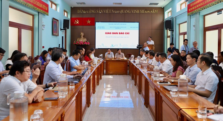 TPHCM đảm bảo phòng chống dịch bệnh, vệ sinh an toàn thực phẩm trong ngày bầu cử- Ảnh 1. TPHCM đảm bảo phòng chống dịch bệnh, vệ sinh an toàn thực phẩm trong ngày bầu cử- Ảnh 1.