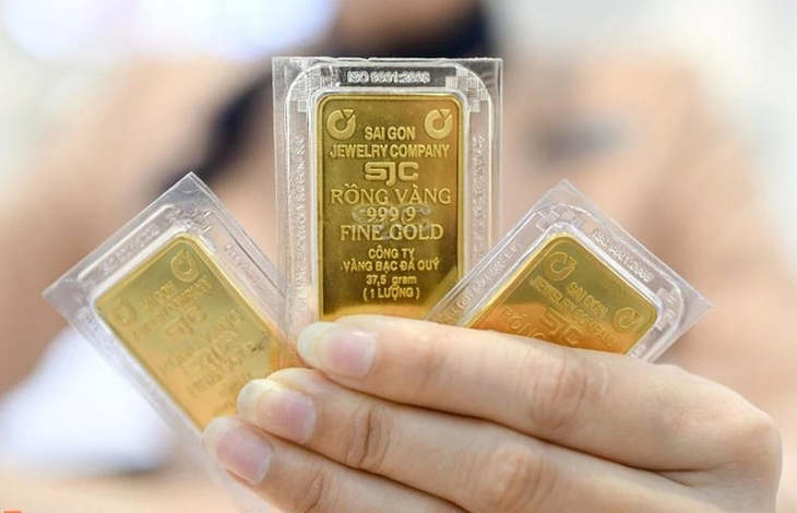Chốt giá vàng hôm nay ngày 7/3 đảo chiều tăng cực mạnh- Ảnh 1.