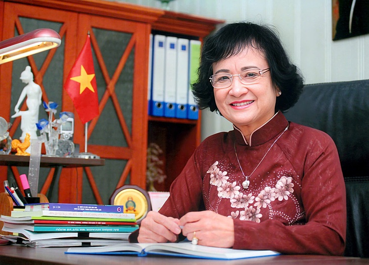 Thanh xuân và khát vọng của nữ Bộ trưởng Bộ Y tế đầu tiên tại Việt Nam- Ảnh 1.