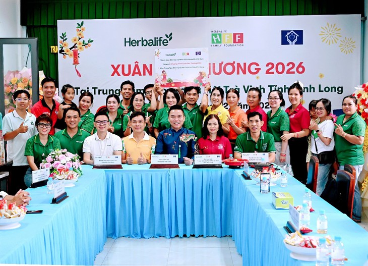 Herbalife Việt Nam tiếp tục tổ chức chương trình 'Xuân Yêu Thương' 2026 cho trẻ em và người cao tuổi có hoàn cảnh khó khăn tại các Trung tâm Casa Herbalife trên toàn quốc- Ảnh 4.