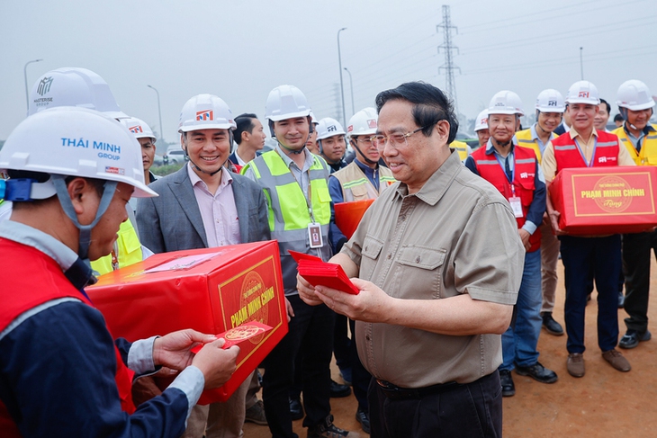Thủ tướng thúc tiến độ 'siêu dự án' sân bay Gia Bình- Ảnh 3.