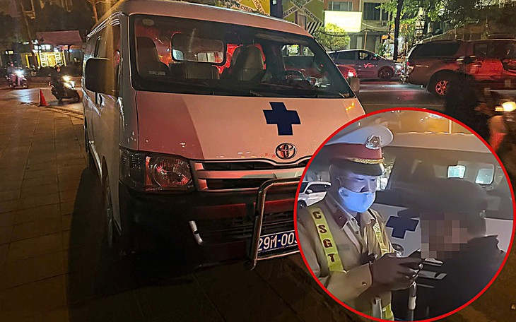 Hà Nội: Tài xế taxi có cồn vượt khung, không chịu ký biên bản đối mặt mức phạt nào?- Ảnh 1.