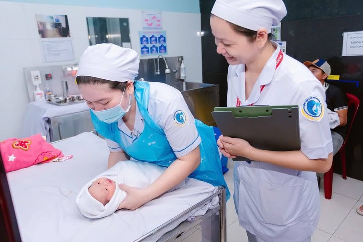 Triển khai cơ chế, chính sách đặc biệt tạo đột phá trong bảo vệ, chăm sóc sức khỏe nhân dân- Ảnh 1.