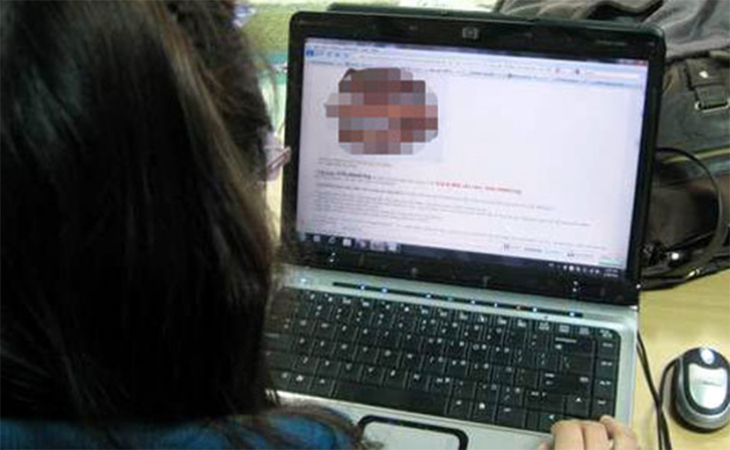 'Chat sex' qua mạng, người phụ nữ U50 mất gần nửa tỷ đồng- Ảnh 1. 'Chat sex' qua mạng, người phụ nữ U50 mất gần nửa tỷ đồng- Ảnh 1.