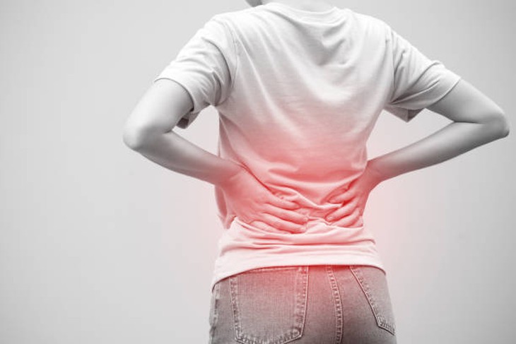 2 cách đơn giản giúp phụ nữ mãn kinh bảo vệ xương khớp - Ảnh 1. 2 cách đơn giản giúp phụ nữ mãn kinh bảo vệ xương khớp - Ảnh 1.