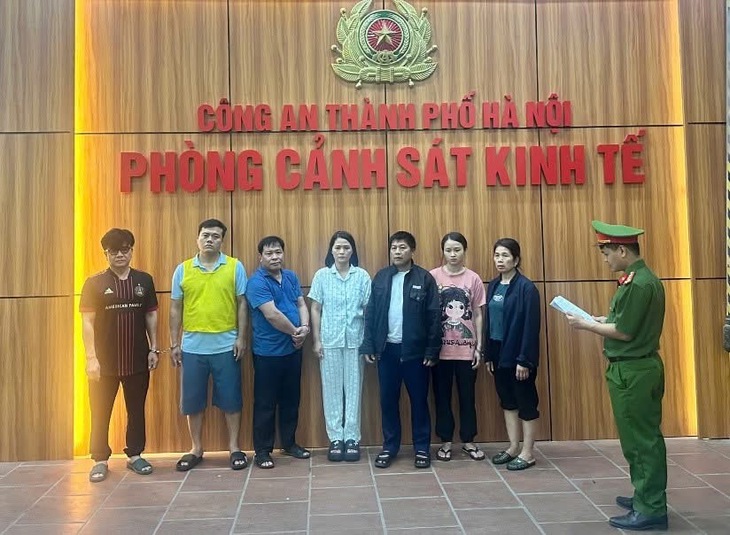Vụ thịt lợn bệnh 'tuồn' vào trường học: Công ty Cường Phát bán thịt ra những đâu?- Ảnh 3. Vụ thịt lợn bệnh 'tuồn' vào trường học: Công ty Cường Phát bán thịt ra những đâu?- Ảnh 3.