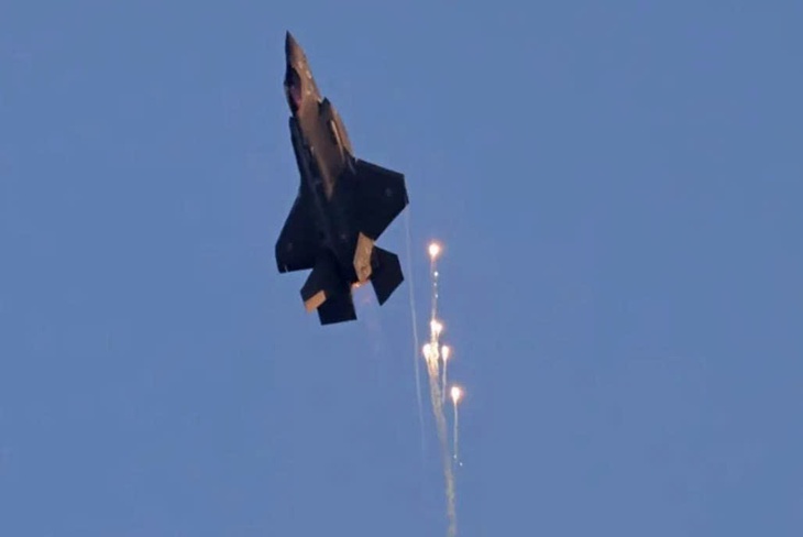 Tiêm kích tàng hình F-35 Mỹ rơi khi đang huấn luyện- Ảnh 1. Tiêm kích tàng hình F-35 Mỹ rơi khi đang huấn luyện- Ảnh 1.