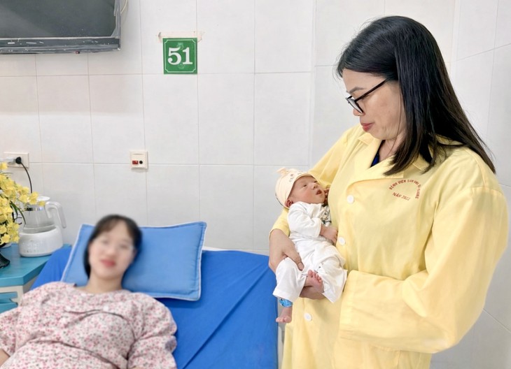 Sản phụ co giật liên tục sau sinh mổ do thiếu magie- Ảnh 1. Sản phụ co giật liên tục sau sinh mổ do thiếu magie- Ảnh 1.