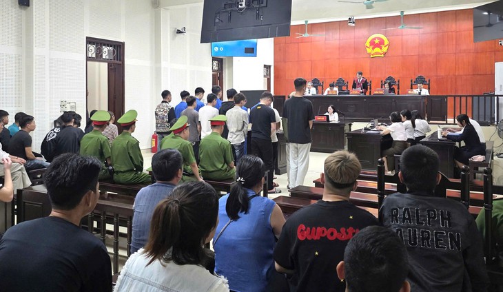 Nhóm 'báo thủ' coi thường pháp luật và bản án cho sự ngông cuồng- Ảnh 1. Nhóm 'báo thủ' coi thường pháp luật và bản án cho sự ngông cuồng- Ảnh 1.